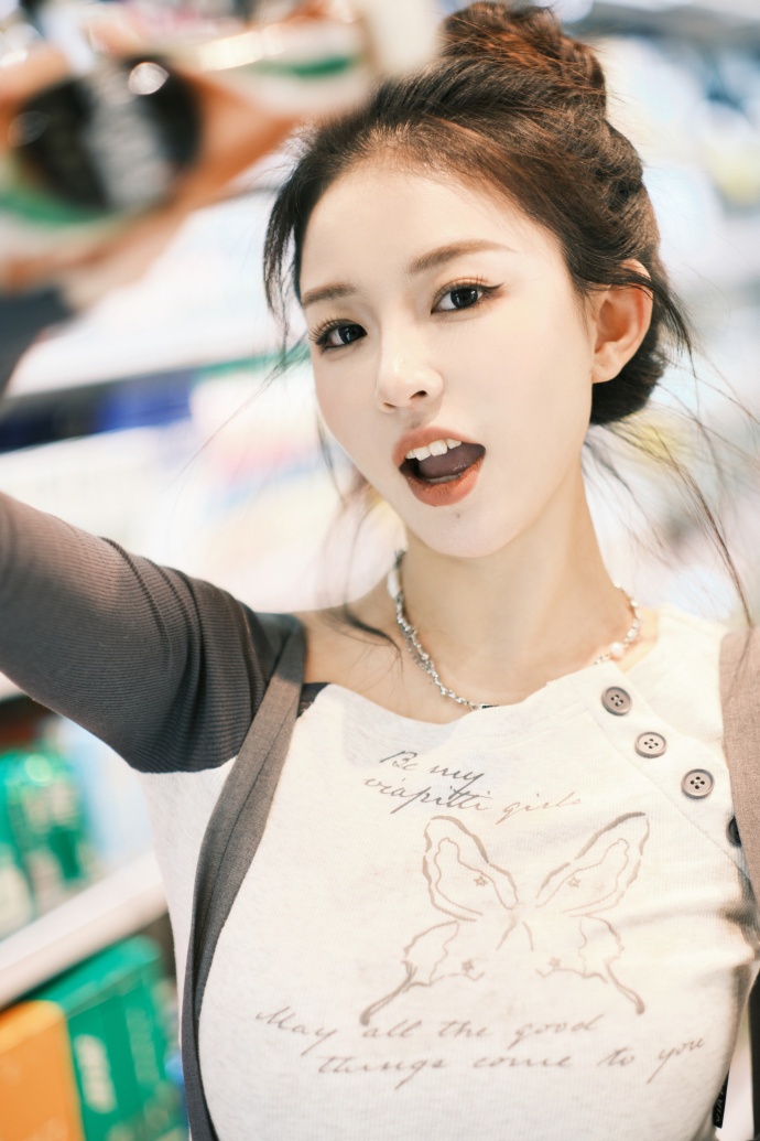 鱿鱼游戏 封面